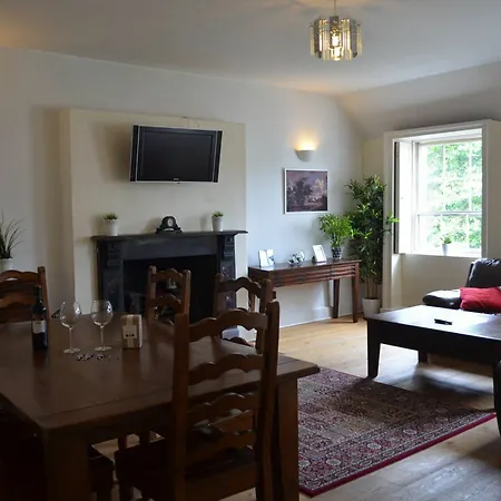 Metrostays - O'connell Street 85-3 *